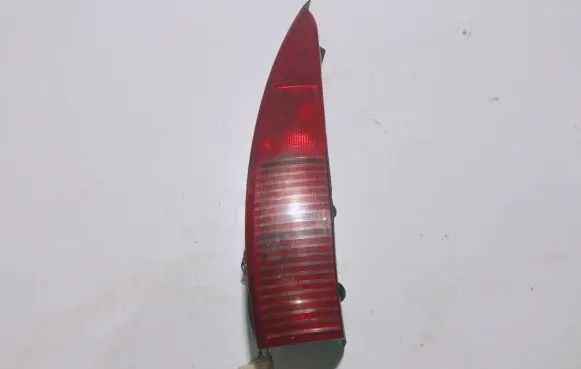Citroen C5 Tailgate rear/tail lights