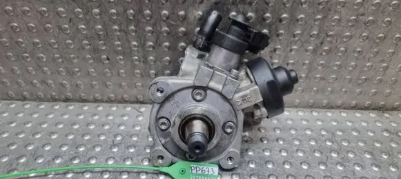 Audi A4 S4 B8 8K Fuel injection high pressure pump S27698673 03L130851AX