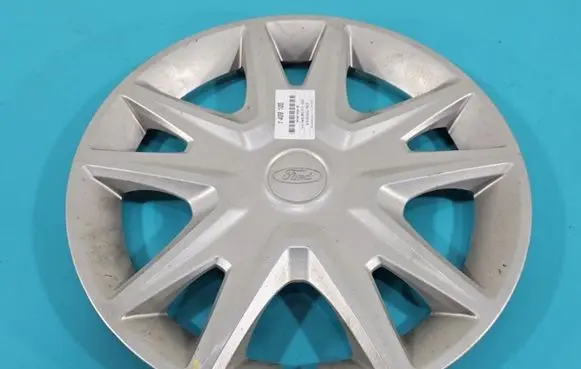Ford Fiesta R16 wheel hub/cap/trim H1BC-1130-CB IMPRK1409100