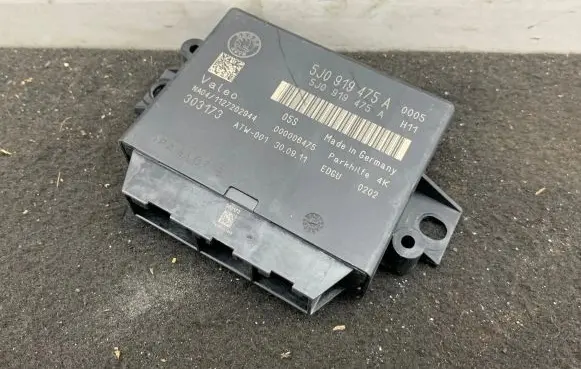 Skoda Superb B6 (3T) Parking PDC control unit/module 5J0919475A 303173