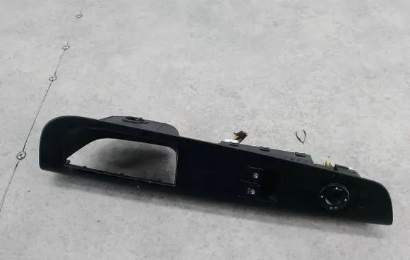 KIA Ceed Quarter vent window switch 935701H020