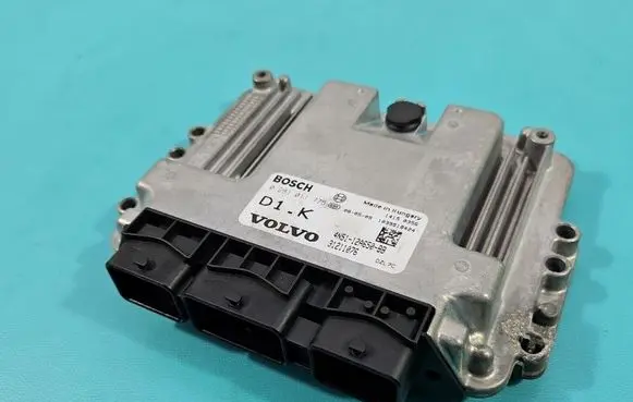 Volvo C30 Engine control unit/module ECU 0281011775 IMPRK1554517