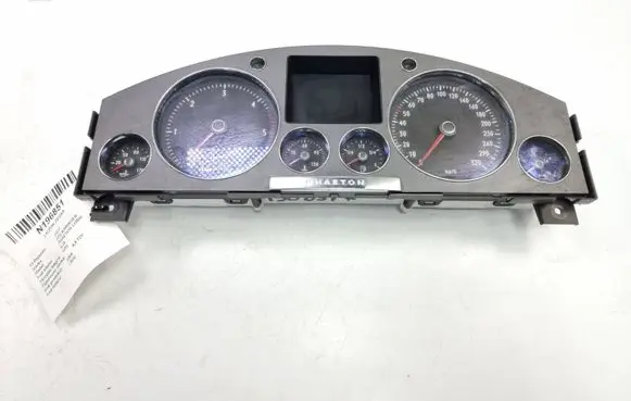 Volkswagen Phaeton Speedometer (instrument cluster)