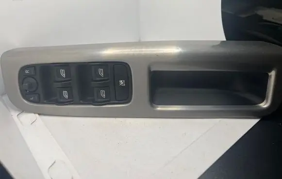 Volvo S40 Electric window control switch 30773210 K38UA 03454100