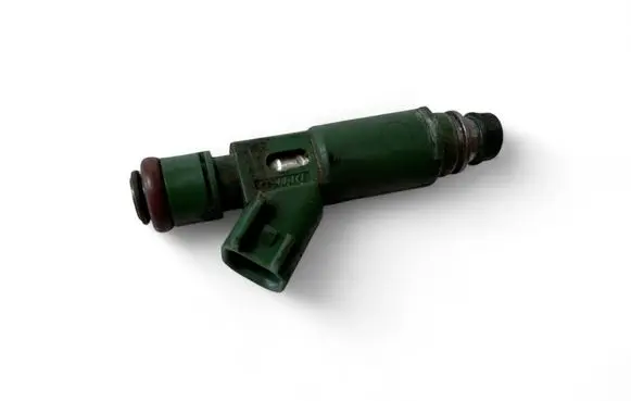 Volvo V70 Fuel injector 9470229