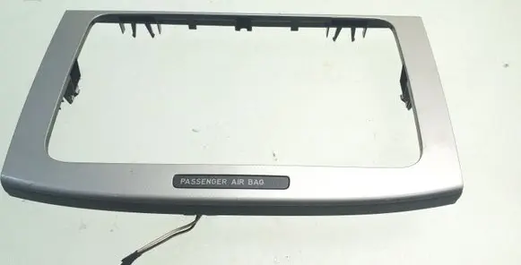Radio/GPS head unit trim