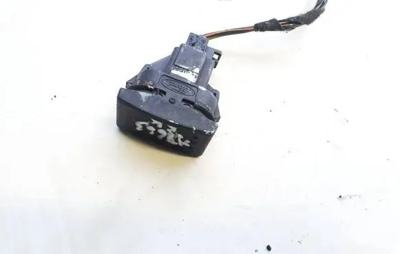 Ford Mondeo Mk III Electric window control switch 1s7t14529ab