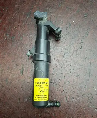 Mercedes-Benz C W203 Headlight washer spray nozzle 0308011011 A2038600647