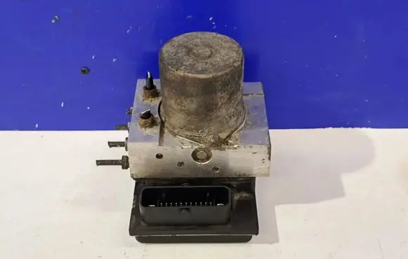 Mercedes-Benz Vito Viano W639 ABS Pump 0265951514 A0074312412