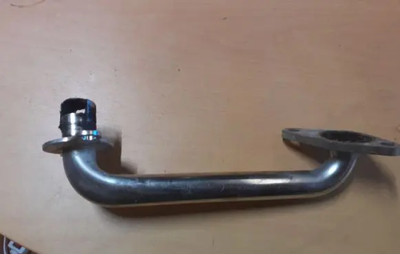 Mazda 2 EGR valve line/pipe/hose