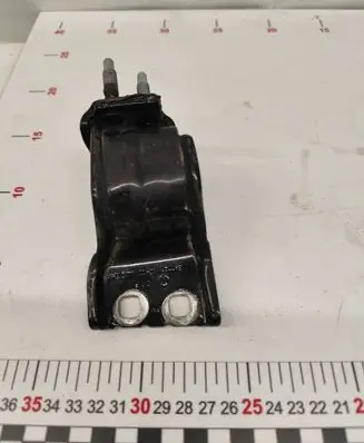 Volkswagen PASSAT B6 Tailgate/trunk/boot hinge 3c9827302