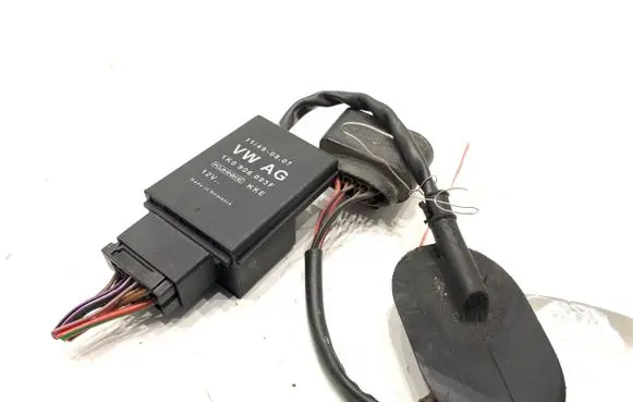 Volkswagen PASSAT CC Other control units/modules 1K0906093F