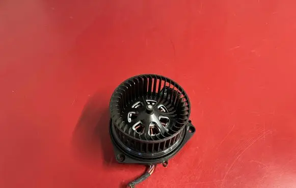 BMW X4 G02 Heater fan/blower T38256B