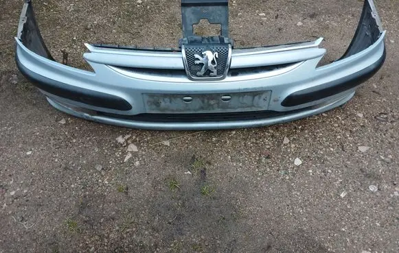 Peugeot 607 Front bumper