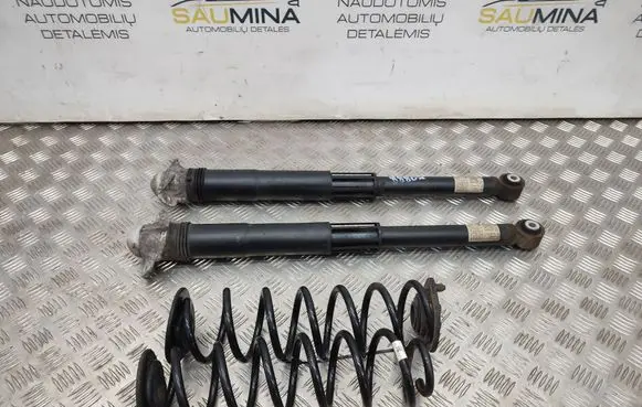 Seat Leon (5F) Rear shock absorber with coil spring 5Q0512013ES 5Q0511121