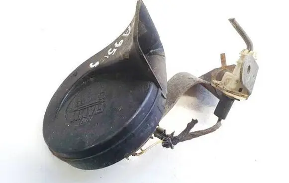 Renault Megane I Horn signal e335717 ch2035-a