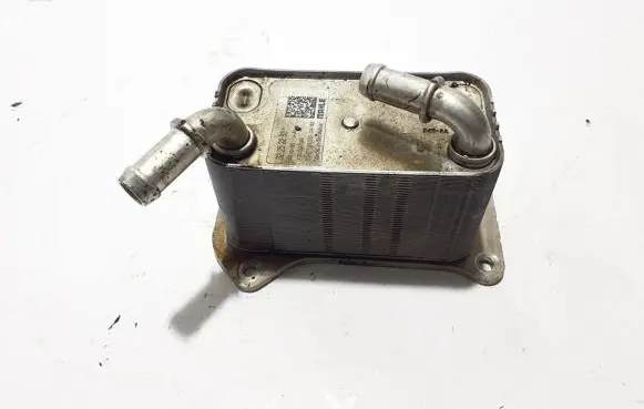Volvo XC90 Oil filter mounting bracket 32252283