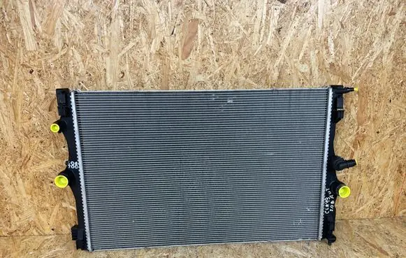 Mercedes-Benz A W177 Coolant radiator A2475000203