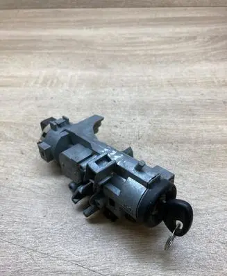Mazda 323 F Ignition lock SL31