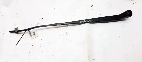 Citroen Xsara Picasso Front wiper blade arm