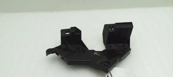 Nissan Pulsar Headlight/headlamp mounting bracket