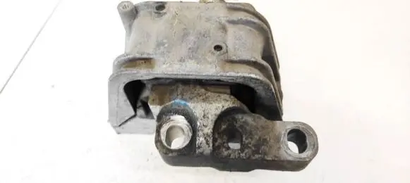 Volkswagen Touran I Engine mount bracket 1K0199262BA