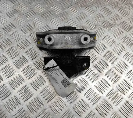 Suzuki Vitara (LY) Engine mount bracket 1162074S00