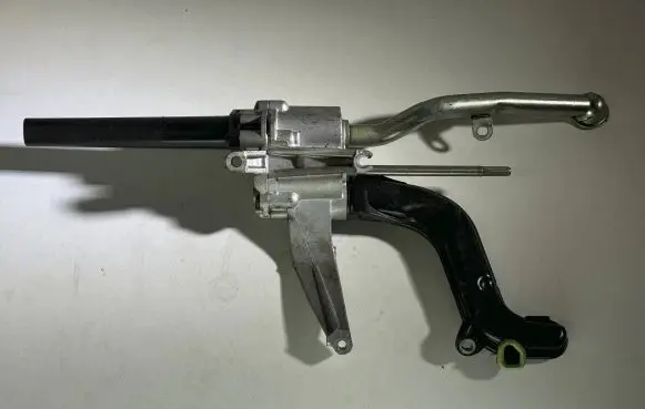BMW M3 F80 Oil pump 7846385 7846386