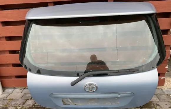 Toyota Corolla E120 E130 Tailgate/trunk/boot lid