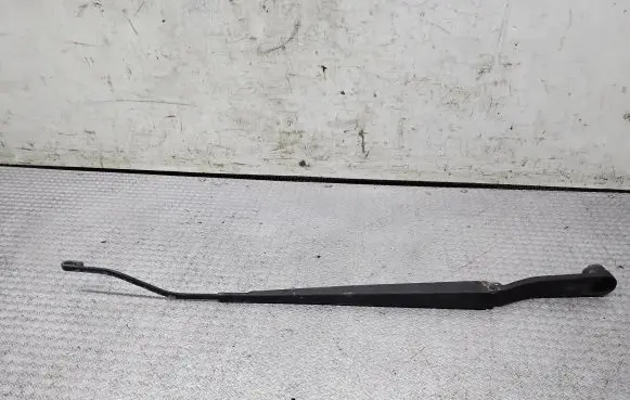 KIA Sorento Front wiper blade arm