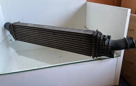 Audi A4 S4 B8 8K Intercooler radiator 8K0145805G L3122003