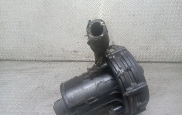 BMW 3 E46 Secondary air pump 1172ZB1715347 1714215