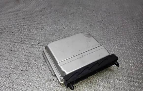 Volvo S80 Engine control unit/module 0261207809 1039S00000