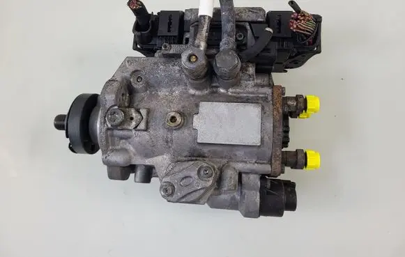 Opel Vectra C Fuel injection high pressure pump 24451344 0470504205