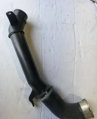 Intercooler hose/pipe