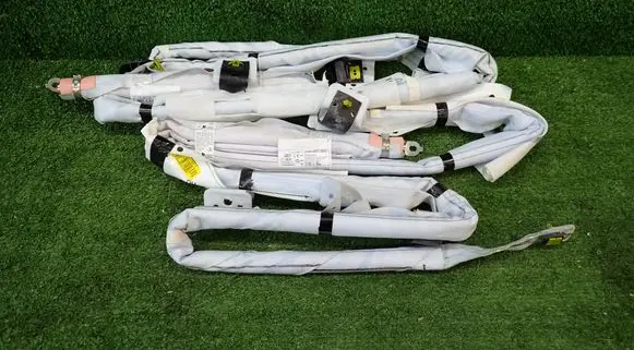 Mercedes-Benz GLA H247 Roof airbag