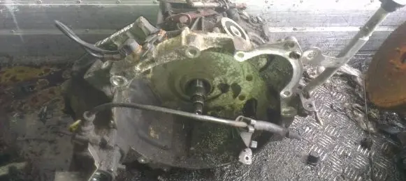 Citroen Xantia Automatic gearbox nenustayta