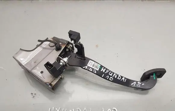 Clutch pedal
