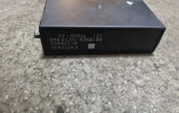 BMW 5 E34 Comfort/convenience module 61358360100 55892110