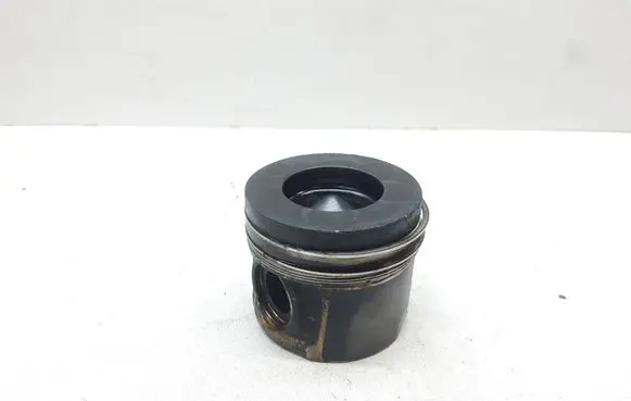 BMW 3 F30 F35 F31 Piston 0843ME
