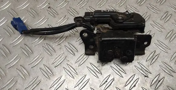 Toyota Prius (NHW20) Tailgate/trunk/boot lock/catch/latch
