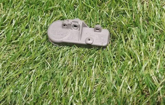 Chevrolet Cruze II Tire pressure sensor 22854866