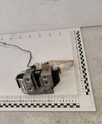 Fiat Freemont Rear door lock P04589915AD J5264 T69KD3552