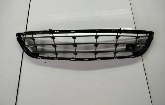 Opel Corsa D Front bumper lower grill 13179942