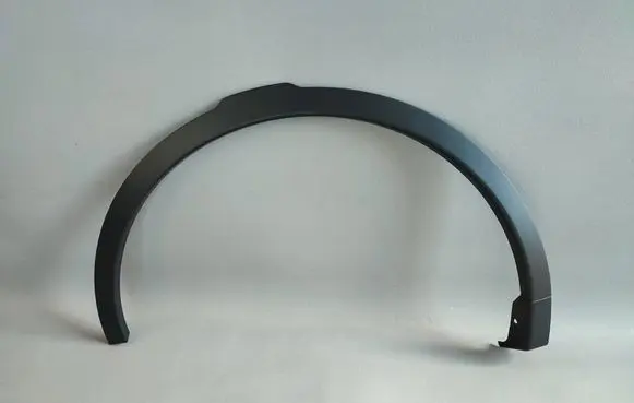 Land Rover Discovery 5 Front arch trim XC1W0 T83040659 GK7M16A075BB