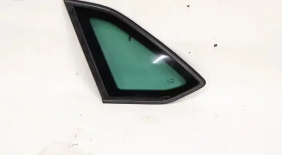 Skoda Rapid (NH) Rear side window 5JJ845297S
