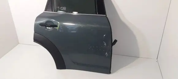 Mini Cooper Countryman F60 Rear door