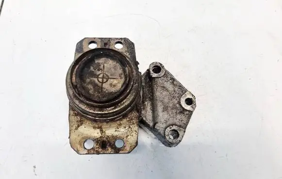 Citroen C4 I Engine mount bracket 9636270080