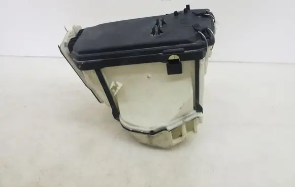 Mercedes-Benz GLK (X204) Fuse box set A2045400024