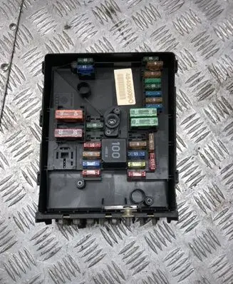 Volkswagen Golf Cross Fuse module 1K0937125A
